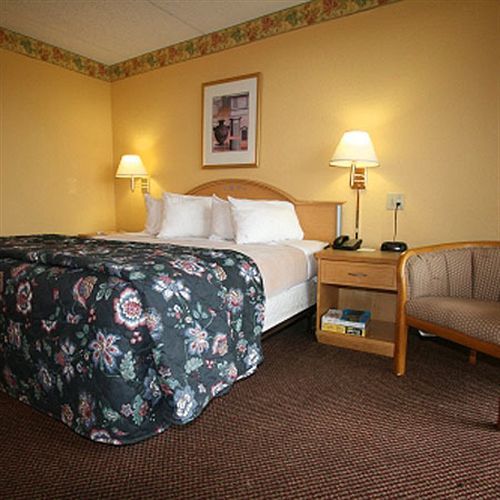 Knights Inn Six Flags Lodge West Kamer foto